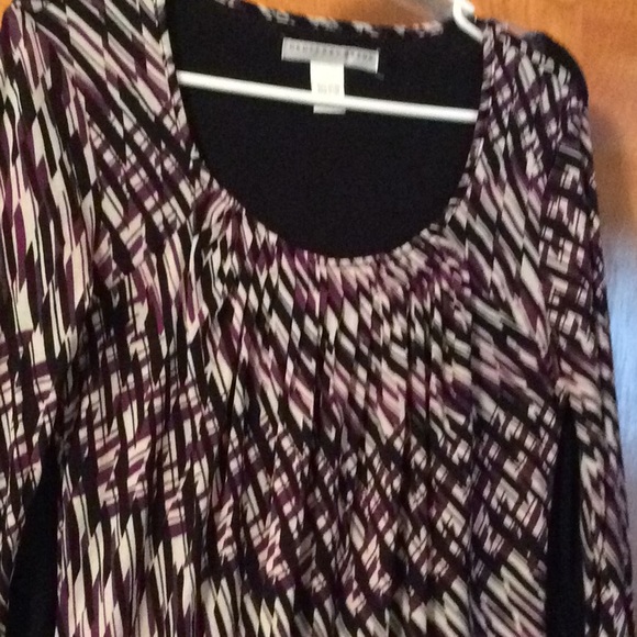 Top - Picture 2 of 3